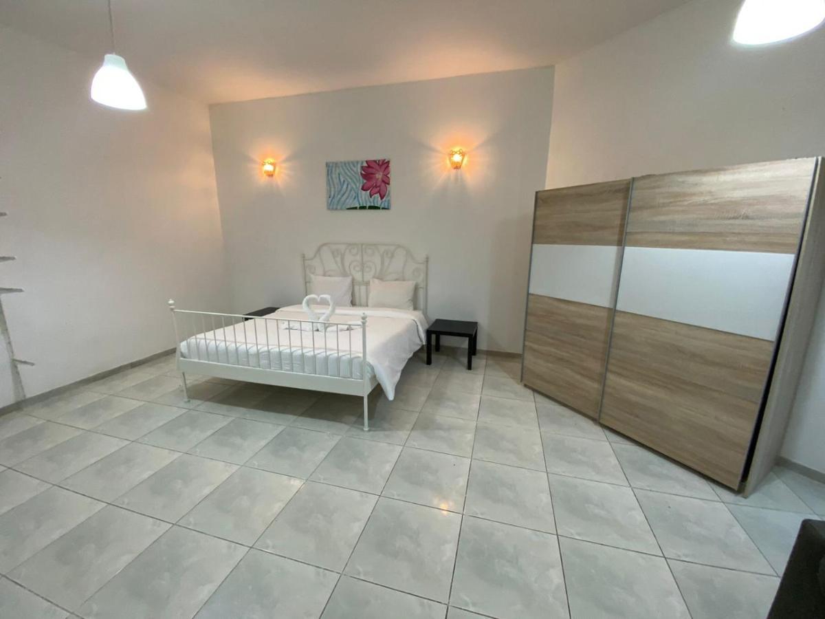 Comfortable Private Rooms In Compound Housing Dubaj Zewnętrze zdjęcie