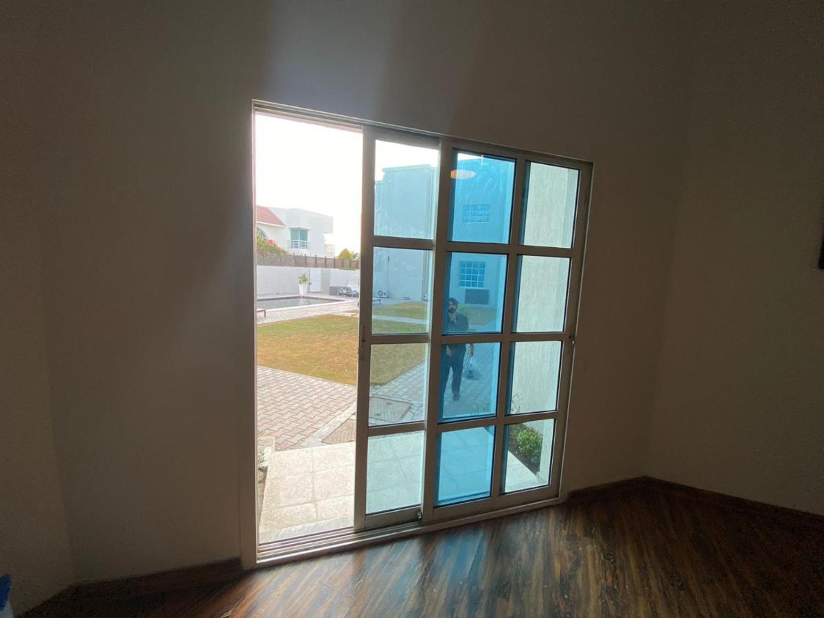 Comfortable Private Rooms In Compound Housing Dubaj Zewnętrze zdjęcie