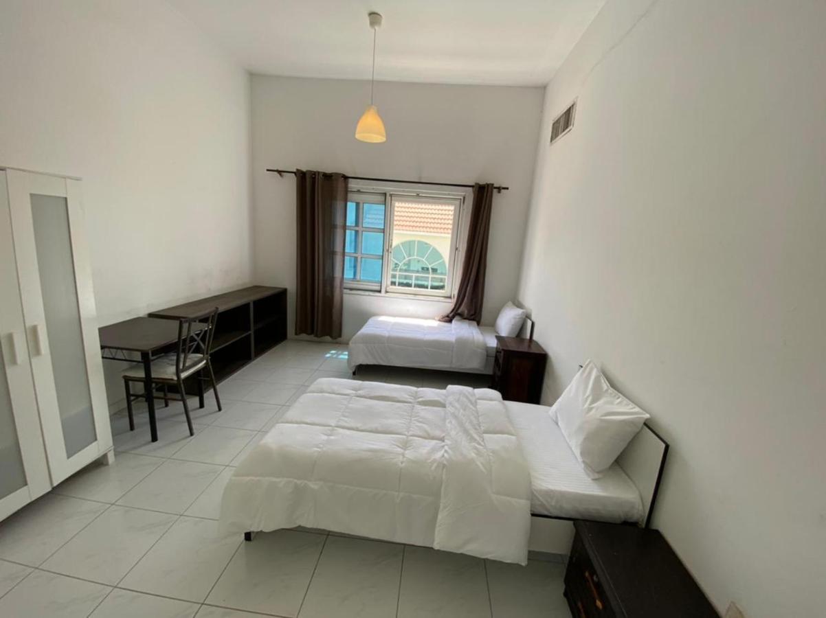Comfortable Private Rooms In Compound Housing Dubaj Zewnętrze zdjęcie