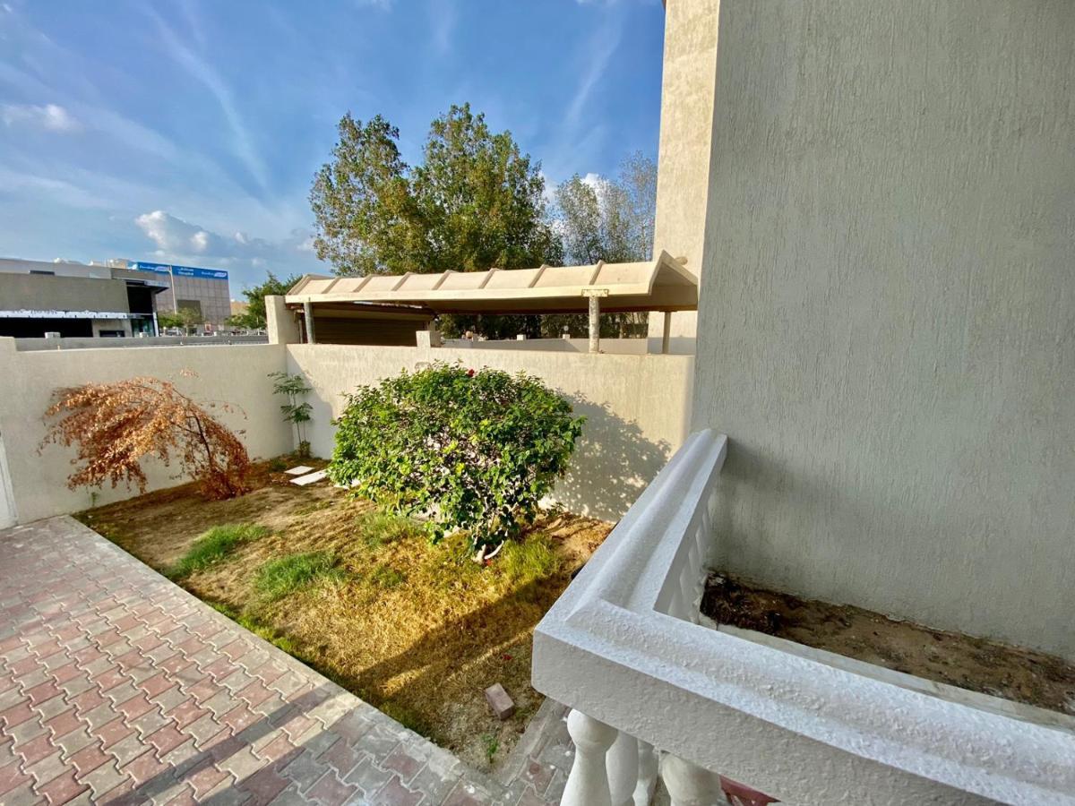 Comfortable Private Rooms In Compound Housing Dubaj Zewnętrze zdjęcie