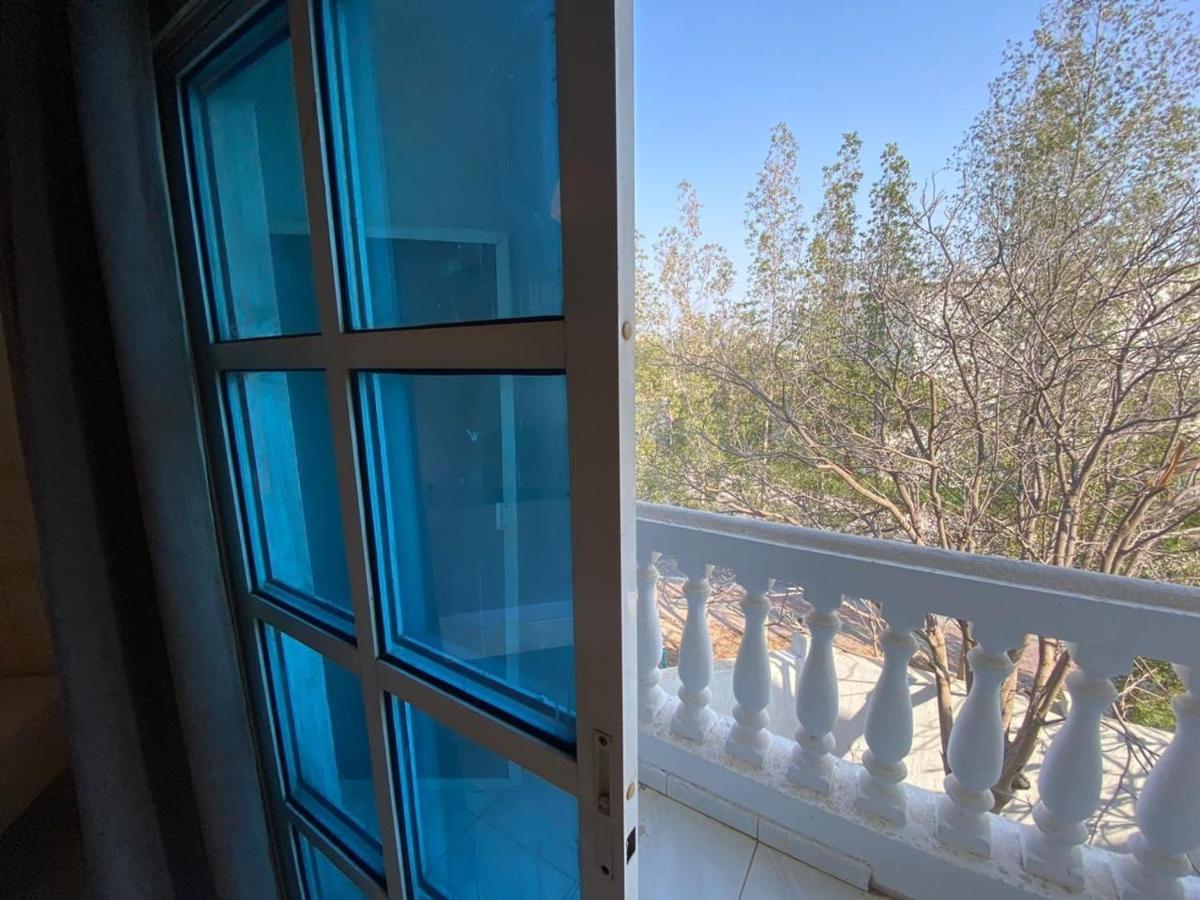 Comfortable Private Rooms In Compound Housing Dubaj Zewnętrze zdjęcie