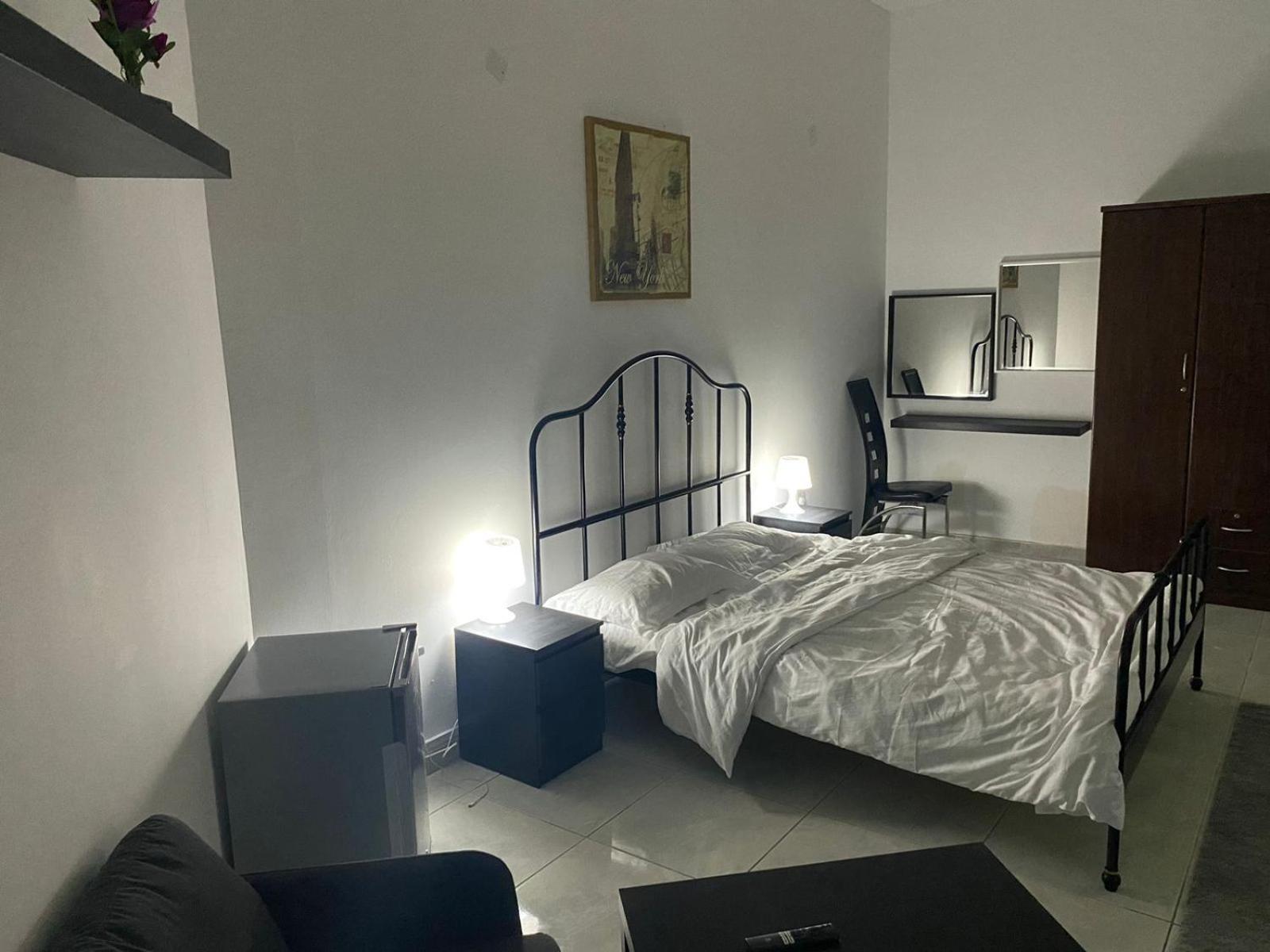 Comfortable Private Rooms In Compound Housing Dubaj Zewnętrze zdjęcie