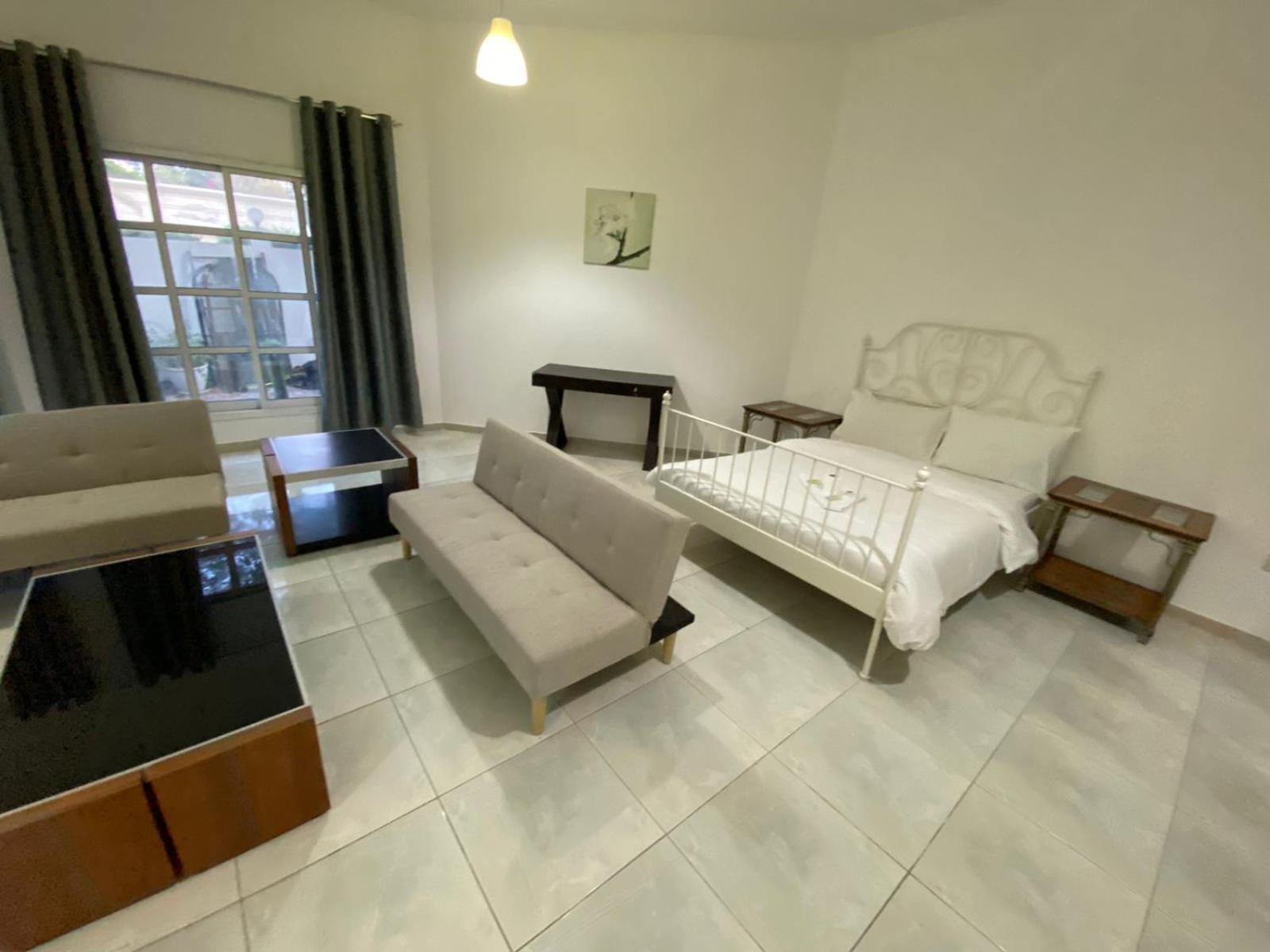 Comfortable Private Rooms In Compound Housing Dubaj Zewnętrze zdjęcie