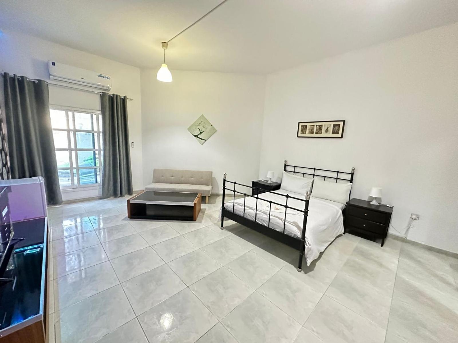 Comfortable Private Rooms In Compound Housing Dubaj Zewnętrze zdjęcie