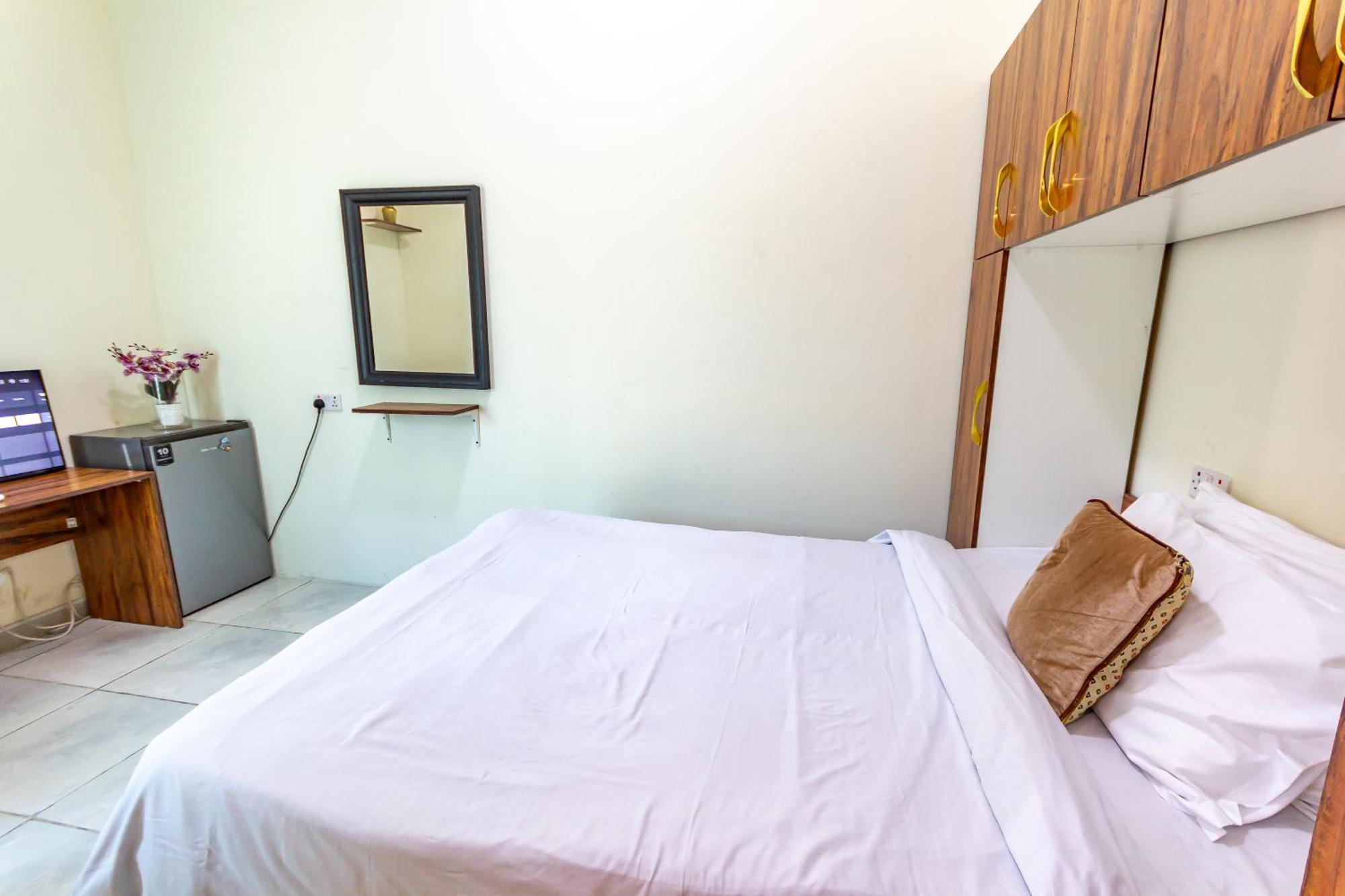 Comfortable Private Rooms In Compound Housing Dubaj Zewnętrze zdjęcie