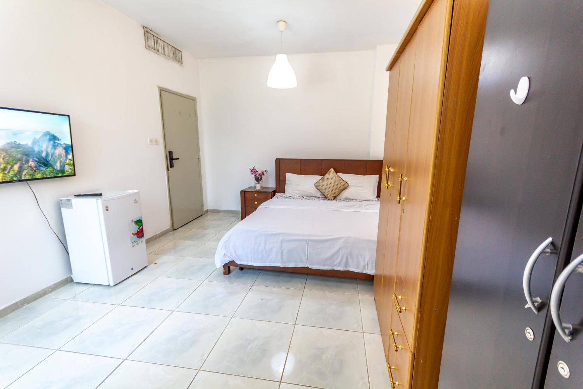 Comfortable Private Rooms In Compound Housing Dubaj Zewnętrze zdjęcie